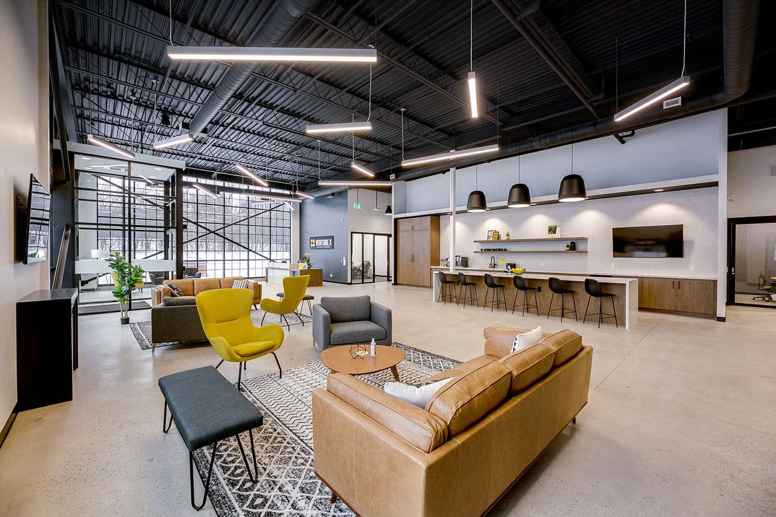 Venture X Oakville workspace photograph