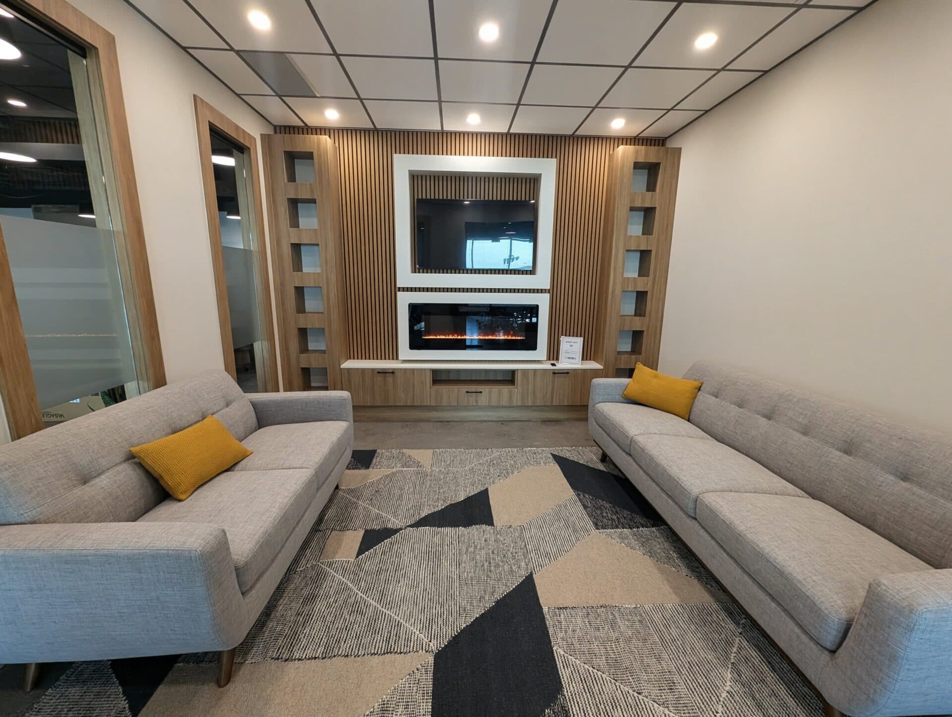 Venture X Burlington Meeting Lounge