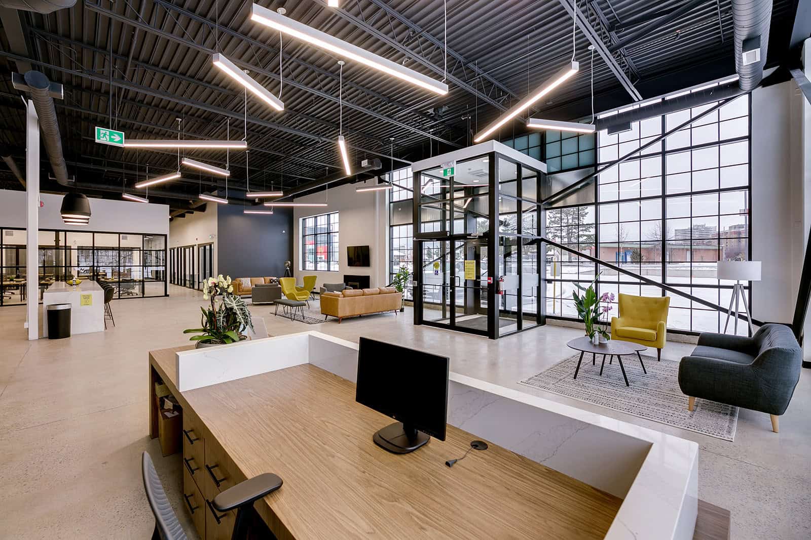 Venture X Oakville workspace photograph